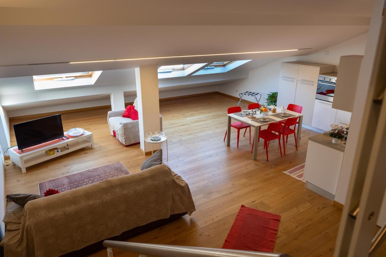 Mansarda Fogazzaro Appartement *